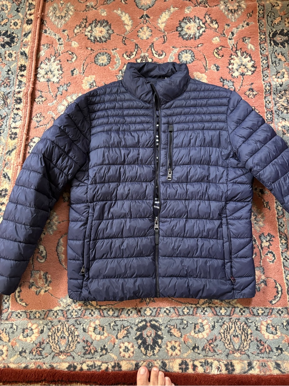 Size L Calvin Klein Men’s Navy Quilted Packable Puffer Jacket